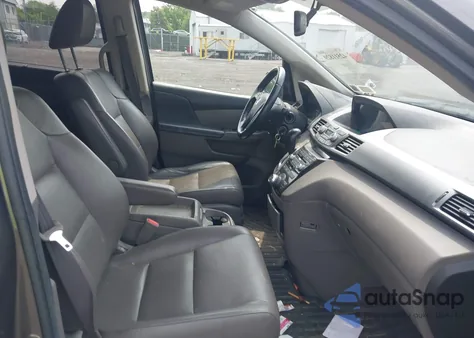 2013 Honda Odyssey Touring/Touring Elite из США, поврежденный, VIN 5FNRL5H97DB071394